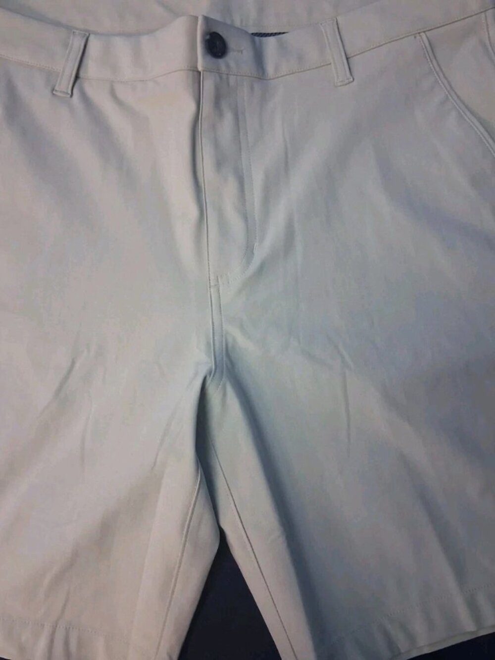 New Vuori Meta Shorts Mens 34 Creme  8" Performance Chino V379